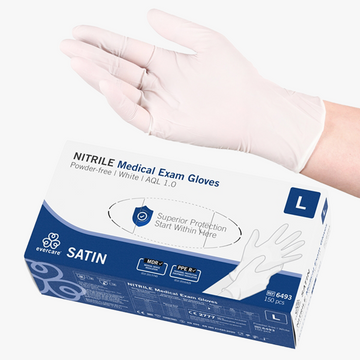 L Vit nitrilhandske Evercare SATIN 150 st
